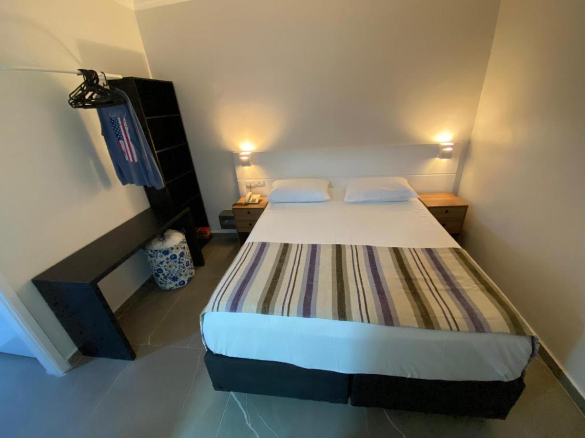 Flat - Acomoda Ate 4 Hospedes - Bairro Do Gonzaga - Santos Sp מראה חיצוני תמונה