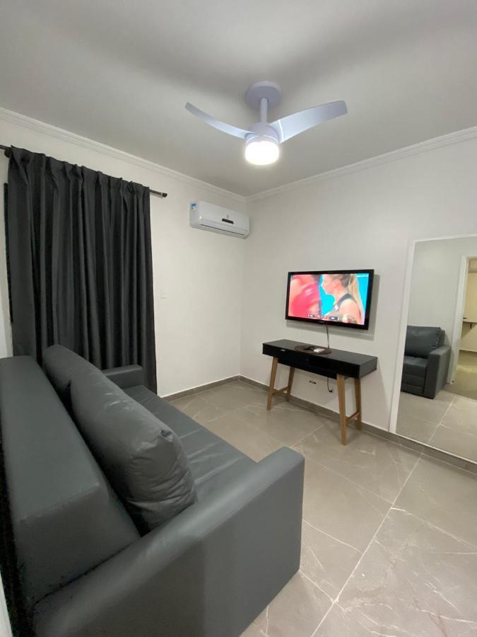 Flat - Acomoda Ate 4 Hospedes - Bairro Do Gonzaga - Santos Sp מראה חיצוני תמונה