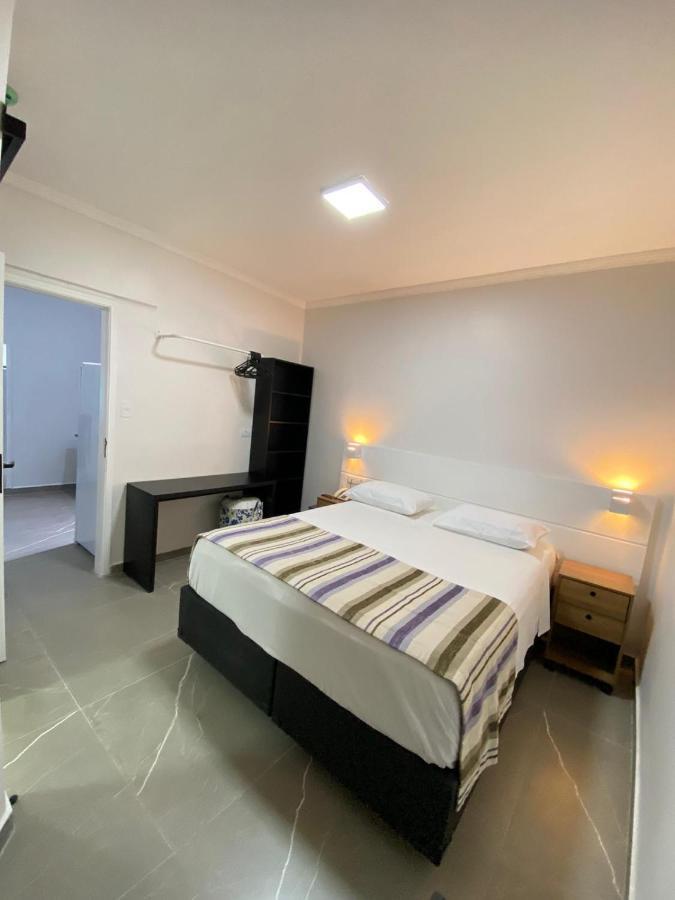 Flat - Acomoda Ate 4 Hospedes - Bairro Do Gonzaga - Santos Sp מראה חיצוני תמונה
